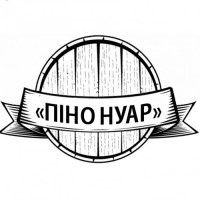 Вино "Піно Нуар" 1 л. Червоне Напівсолодке Вино "Піно Нуар" 1 л. Червоне Напівсолодке