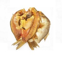 Карась копчений на тирсі Солоний